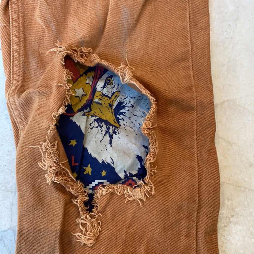 Custom Levi’s with Austin City Limits details - Picture 2 of 7